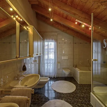 Ferienhaus Lindele * オーバーシュタウフェン